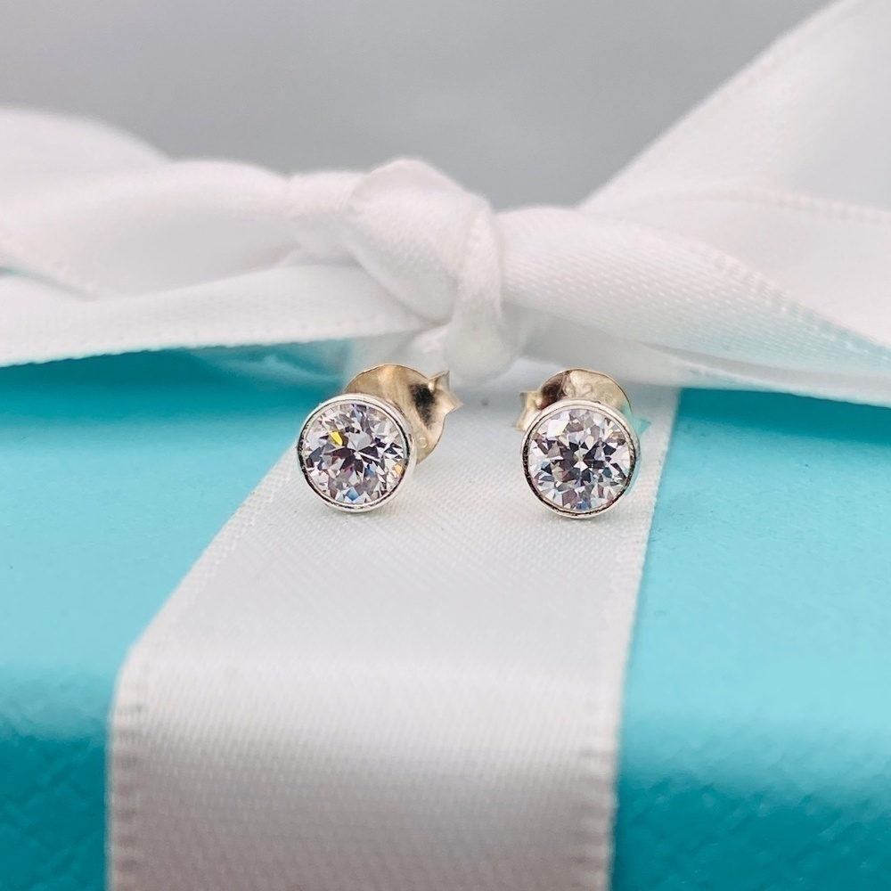 CZ stud earrings .50 bezel set 925 sterling silver new nice!